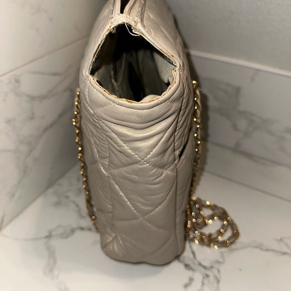 Vintage Prada Quilted Nylon Shoulder Bag Beige (Good Condition) - Picture 11 of 13